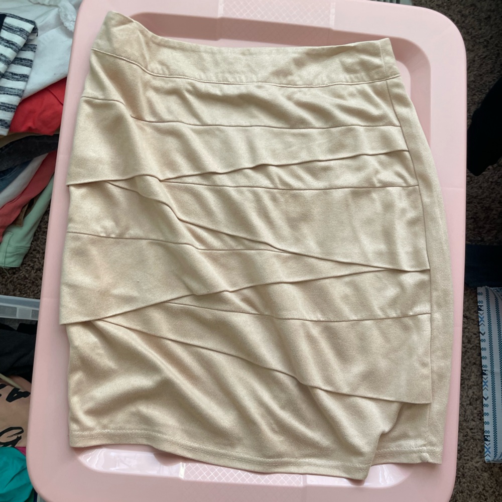 CBR pencil skirt champagne